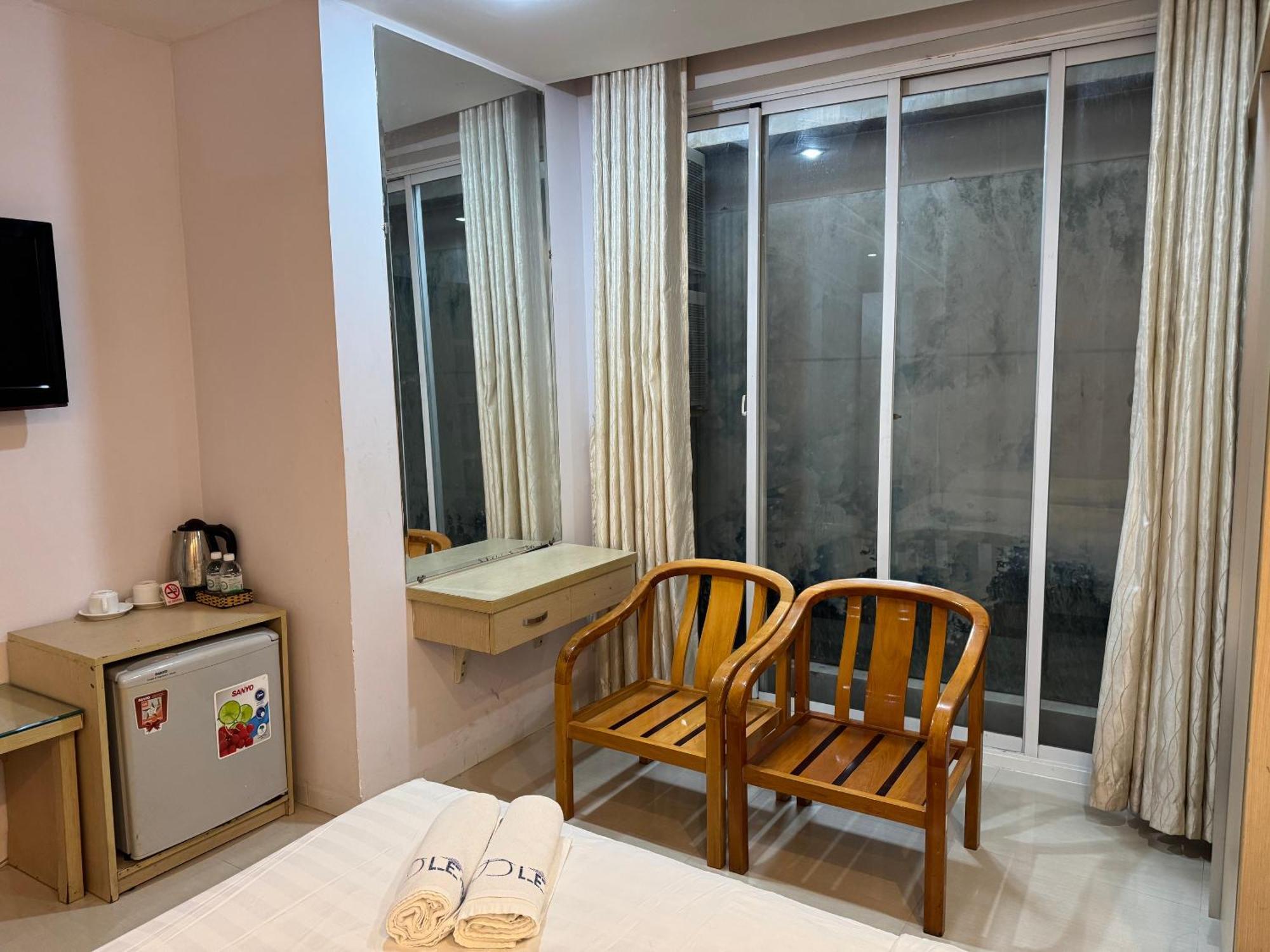 Le Duong Hotel Nha Trang Buitenkant foto